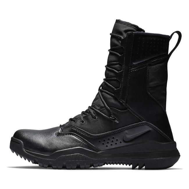 Men's NIKE 8" SFB Field Boots1